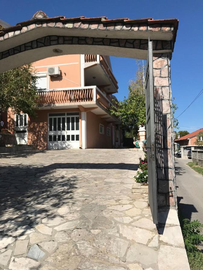 Apartmani Breze Podgorica Zewnętrze zdjęcie